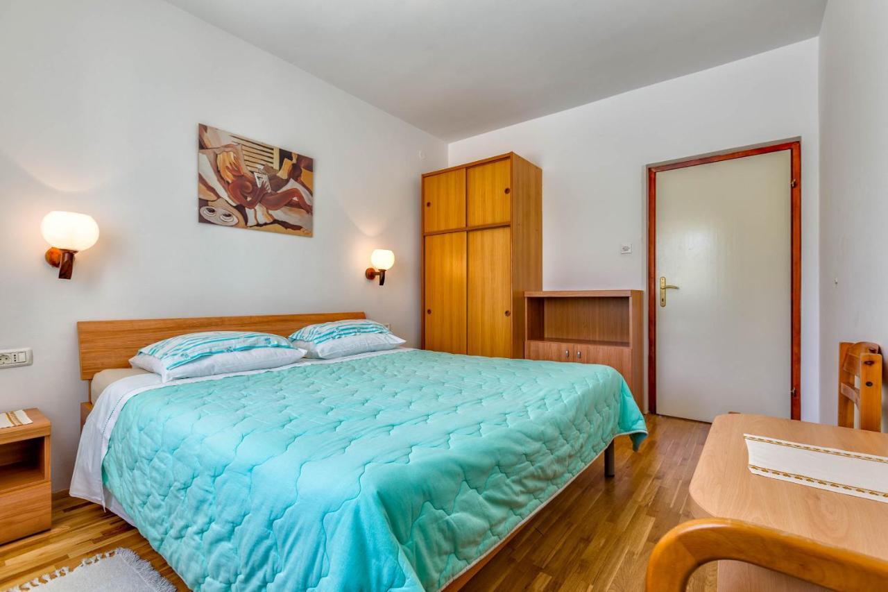 Apartments Margarita Mali Lošinj Екстериор снимка