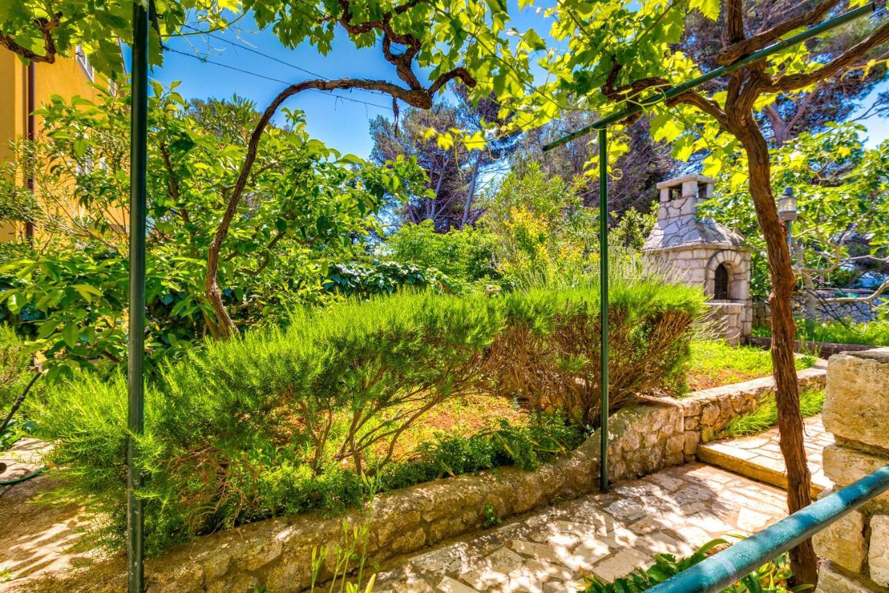 Apartments Margarita Mali Lošinj Екстериор снимка