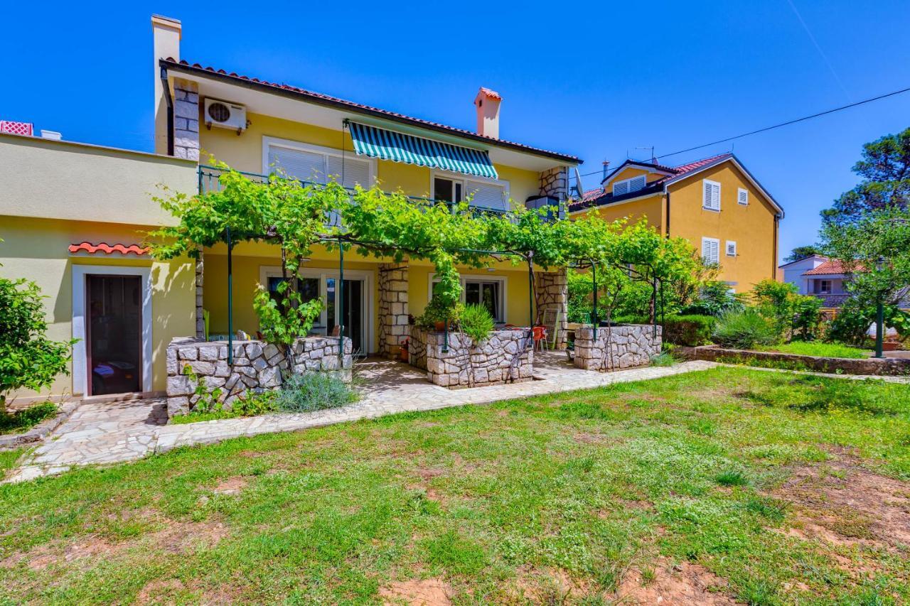 Apartments Margarita Mali Lošinj Екстериор снимка