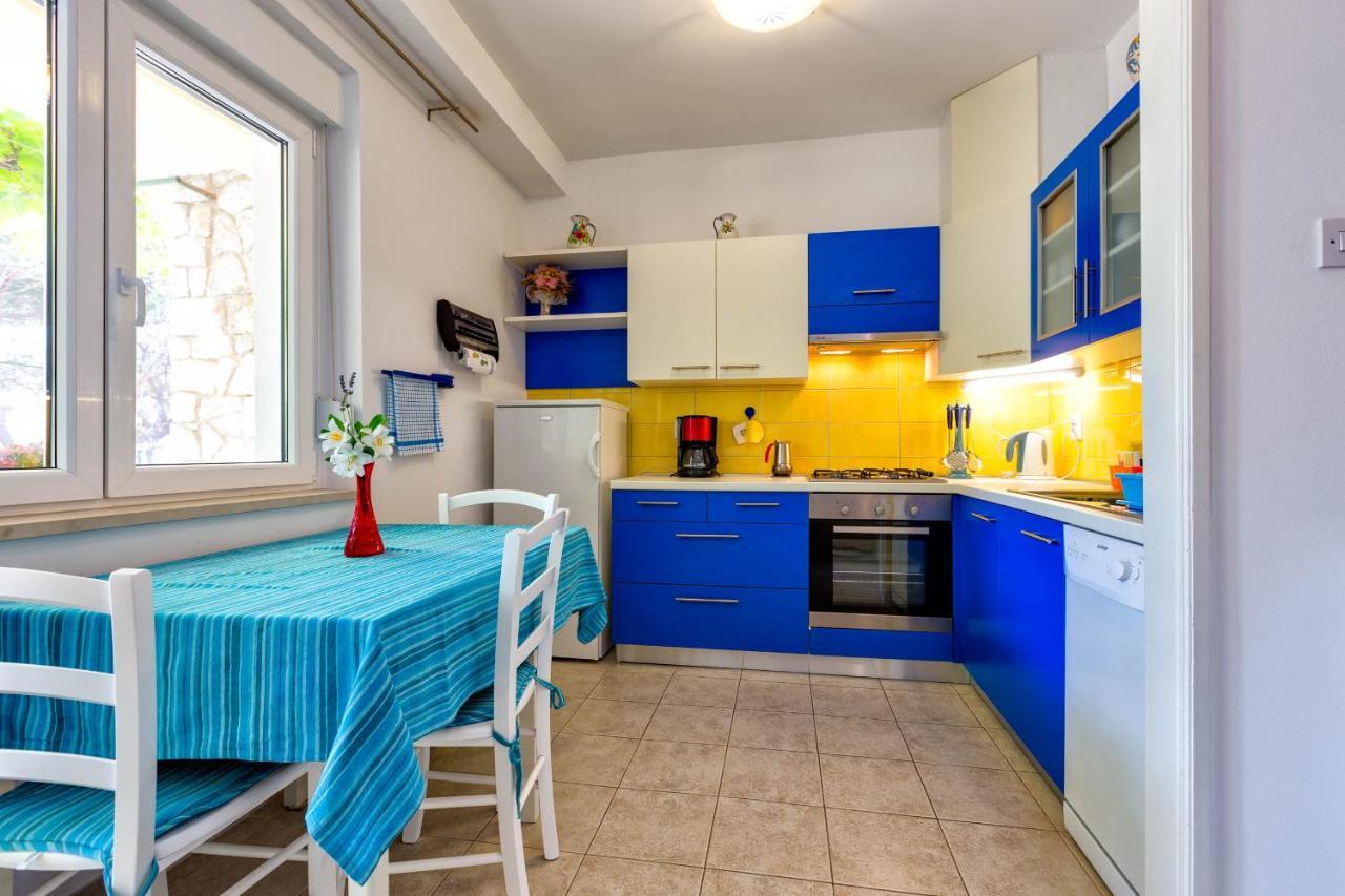 Apartments Margarita Mali Lošinj Екстериор снимка