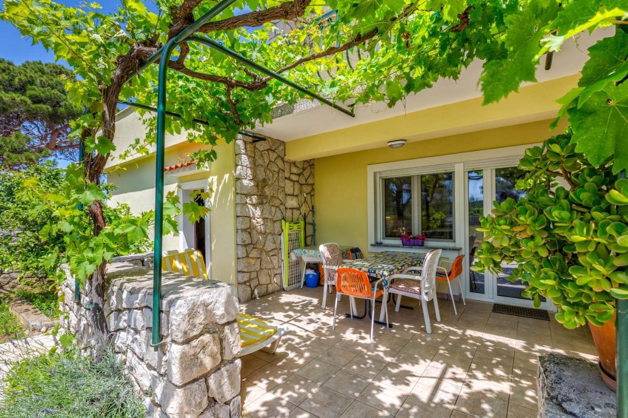 Apartments Margarita Mali Lošinj Екстериор снимка