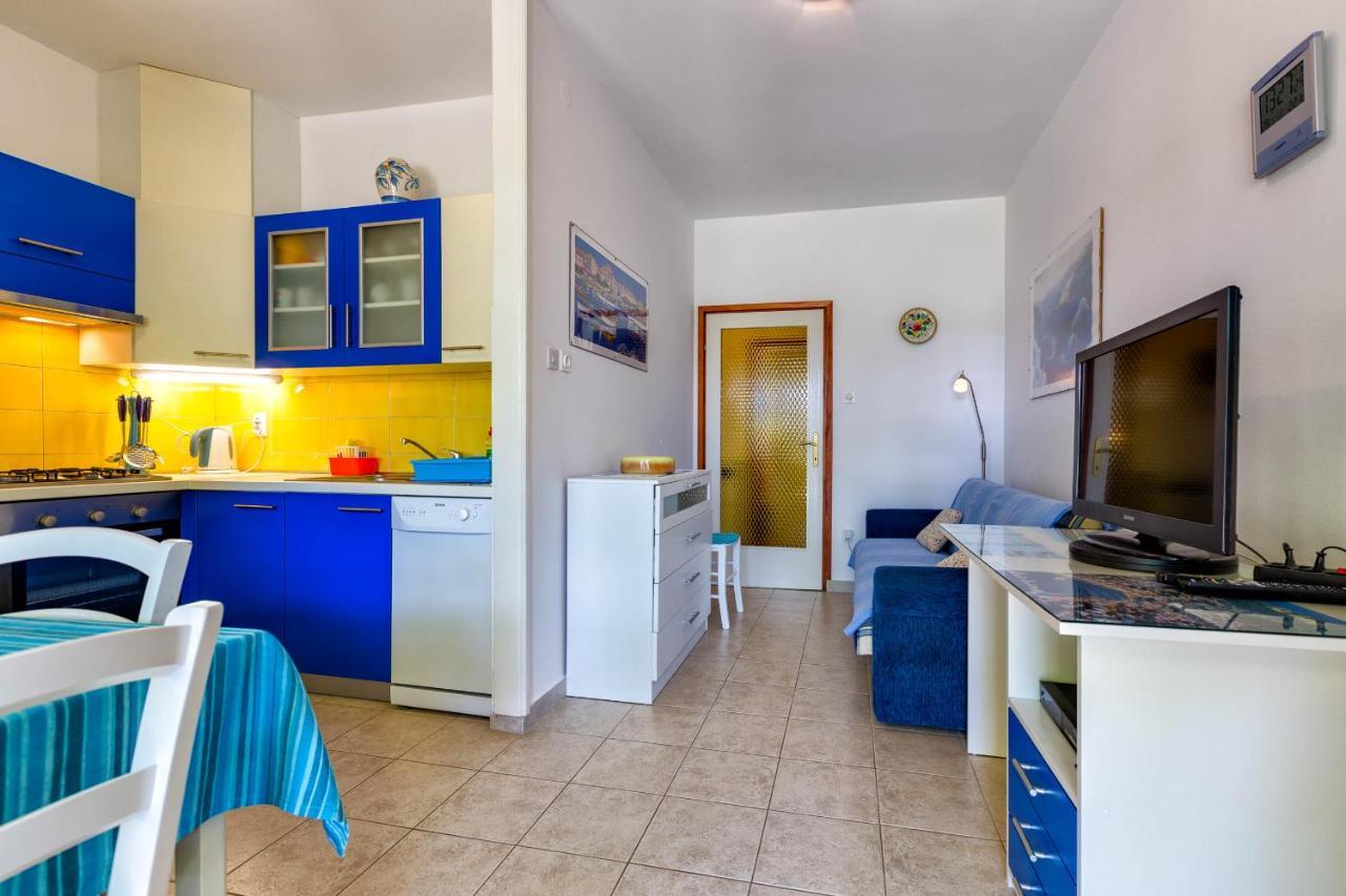 Apartments Margarita Mali Lošinj Екстериор снимка
