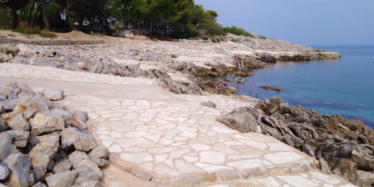Apartments Margarita Mali Lošinj Екстериор снимка